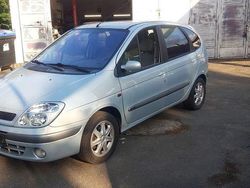 Silber Gebraucht 2001 Renault Scénic Van / Kleinbus | 1.550 € (Fairer Preis)