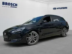 Abyss black Gebraucht 2024 Hyundai i30 Advantage Kombi | 23.990 € (Etwas zu teuer)