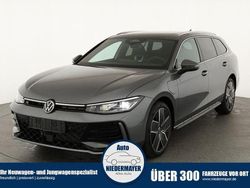 Diabas grau metallic Neu 2025 VW Passat R-line Kombi | 48.495 € (Superpreis)
