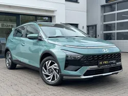 Grün Gebraucht 2024 Hyundai Bayon Trend SUV | 19.750 € (Fairer Preis)