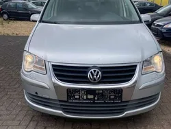 Reflexsilber metallic Gebraucht 2008 VW Touran United Van / Kleinbus | 3.450 € (Guter Preis)