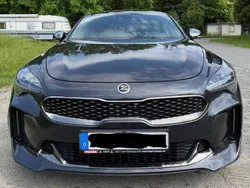 Schwarz Gebraucht 2018 Kia Stinger Limousine | 26.800 € (Guter Preis)