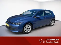 Blau Gebraucht 2024 VW Golf VIII Business Limousine | 22.888 € (Superpreis)