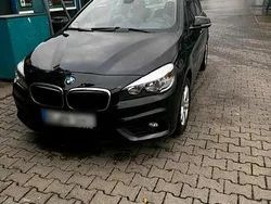 Schwarz Gebraucht 2014 BMW 218 Kombi | 11.200 € (Superpreis)