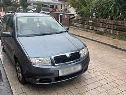 Grau Gebraucht 2005 Skoda Fabia Kombi | 1.000 € (Guter Preis)