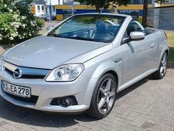 Silber Gebraucht 2008 Opel Tigra Edition Cabrio | 2.750 € (Fairer Preis)
