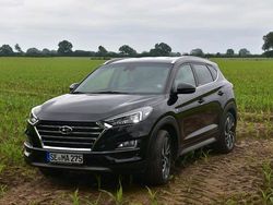 Schwarz Gebraucht 2019 Hyundai Tucson SUV | 18.000 €