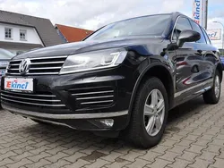 Schwarz Gebraucht 2016 VW Touareg R-line SUV | 29.900 € (Fairer Preis)