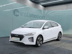 Weiß Gebraucht 2020 Hyundai Ioniq Limousine | 16.549 € (Fairer Preis)