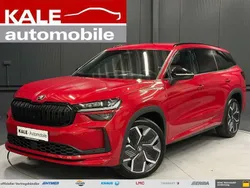Rot metallic (velvetrot metallic) Neu 2025 Skoda Kodiaq SportLine SUV | 46.800 € (Fairer Preis)