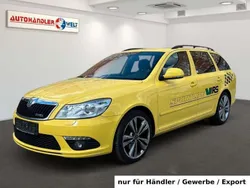 Gelb Gebraucht 2010 Skoda Octavia RS Kombi | 4.199 € (Guter Preis)