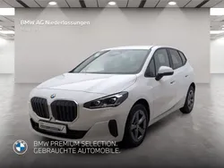 Weiß Gebraucht 2024 BMW 216 Active Tourer Luxury Line Van / Kleinbus | 28.306 € (Etwas zu teuer)