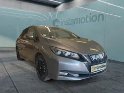 Grau Gebraucht 2022 Nissan Leaf N-Connecta Kleinwagen | 14.280 € (Superpreis)