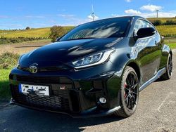 Schwarz Gebraucht 2023 Toyota Yaris Limousine | 37.900 €