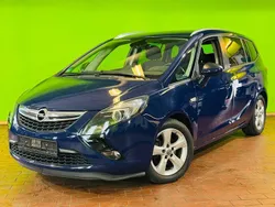Blau Gebraucht 2016 Opel Zafira Tourer Van / Kleinbus | 6.490 € (Guter Preis)