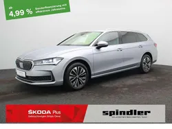 Pebble silber metallic Gebraucht 2024 Skoda Superb Selection Kombi | 43.780 €