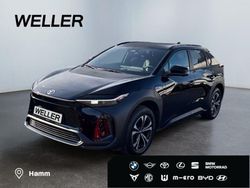 Weiss Gebraucht 2023 Toyota bZ4X Basis SUV | 29.680 € (Fairer Preis)