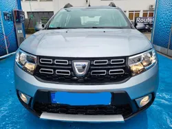 Grau Gebraucht 2019 Dacia Sandero Prestige Kleinwagen | 9.550 € (Fairer Preis)