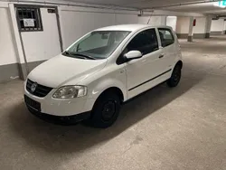 Weiß Gebraucht 2008 VW Fox Kleinwagen | 1.650 € (Fairer Preis)