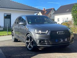 Grau Gebraucht 2017 Audi Q7 Exclusive SUV | 35.900 € (Teuer)