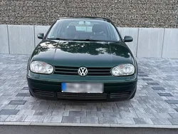 Grün Gebraucht 2000 VW Golf IV Kleinwagen | 1.100 € (Guter Preis)