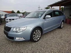 Blau Gebraucht 2010 Skoda Superb Elegance Kombi | 4.700 € (Superpreis)