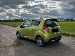 Grün Gebraucht 2013 Chevrolet Spark Kleinwagen | 2.500 € (Fairer Preis)