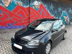Schwarz Gebraucht 2004 VW Golf V Sportline Coupé | 3.800 € (Etwas zu teuer)