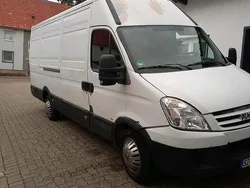 Weiß Gebraucht 2007 Iveco Daily | 3.750 €