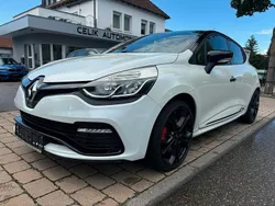 Weiß Gebraucht 2014 Renault Clio IV R.S. Limousine | 9.990 € (Superpreis)