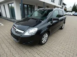 Schwarz Gebraucht 2013 Opel Zafira Family Van / Kleinbus | 3.890 € (Guter Preis)