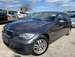 Grau Gebraucht 2005 BMW 318 Limousine | 2.600 € (Fairer Preis)