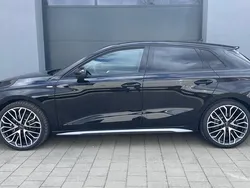 Grün Neu 2025 Audi A3 Sportback S-Line Limousine | 47.600 € (Teuer)
