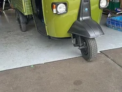 Grün Gebraucht 1977 Piaggio APE Kleinwagen | 11.900 €