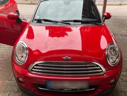 Rot Gebraucht 2013 Mini Roadster Cabrio | 13.100 €