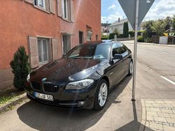 Schwarz Gebraucht 2012 BMW 530 Sport Line Limousine | 13.499 € (Etwas zu teuer)