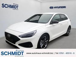 Atlas white / sol Gebraucht 2025 Hyundai i30 Advantage Limousine | 23.990 € (Guter Preis)
