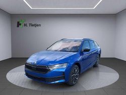Blau Gebraucht 2024 Skoda Octavia SportLine Kombi | 40.990 €