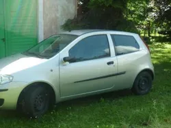 Grau Gebraucht 2005 Fiat Punto Kleinwagen | 3.500 €