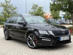 Schwarz Gebraucht 2019 Skoda Octavia RS Kombi | 20.490 € (Fairer Preis)