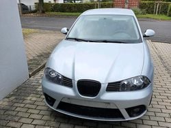 Silber Gebraucht 2006 Seat Ibiza Kleinwagen | 1.100 € (Guter Preis)