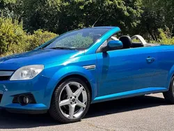 Blau Gebraucht 2006 Opel Tigra Cabrio | 3.898 € (Etwas zu teuer)