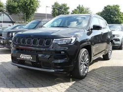 Schwarz Neu 2025 Jeep Compass Summit SUV | 39.990 € (Etwas zu teuer)