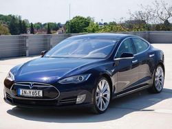 Blau Gebraucht 2015 Tesla Model S Kleinwagen | 29.999 € (Fairer Preis)
