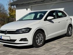 Weiß Gebraucht 2019 VW Polo Comfortline Limousine | 10.800 € (Fairer Preis)