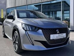 Artense silber metallic Gebraucht 2021 Peugeot e-208 GT Kleinwagen | 17.800 € (Fairer Preis)