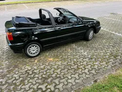 Schwarz Gebraucht 1996 VW Golf Cabriolet Cabrio | 1.800 € (Guter Preis)