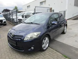 Blau Gebraucht 2011 Toyota Auris Life Limousine | 5.890 € (Fairer Preis)