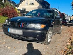 Blau Gebraucht 2003 BMW 316 Limousine | 2.550 € (Fairer Preis)