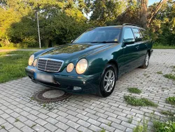 Grün Gebraucht 2001 Mercedes E200 Kombi | 2.900 € (Superpreis)